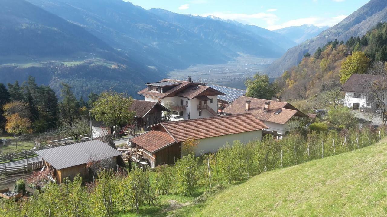 Ferienwohnung Gruberhof Algund Exterior foto